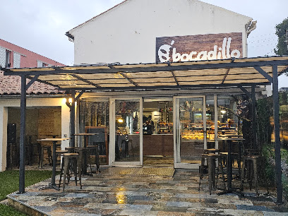 Pizza de O'bocadillo Nimes TRAITEUR sur mesure / SANDWICHERIE à Nîmes