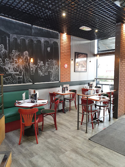 Pizza de restaurant le bistrot cap costieres nimes à Nîmes